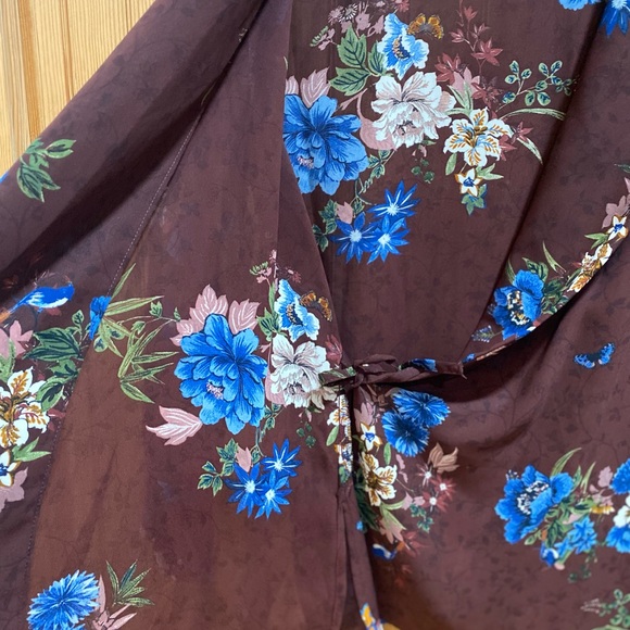 Zara Brown and Blue Floral Wrap Blouse - Picture 8 of 8
